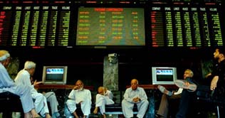 KSE reaches at highest level of current year 